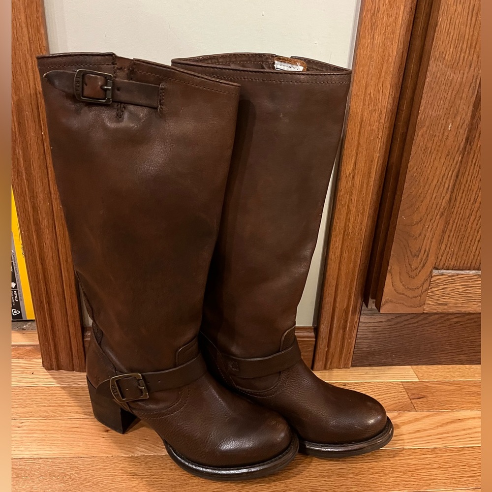 FRYE Vera Slouch - 76525 Brown